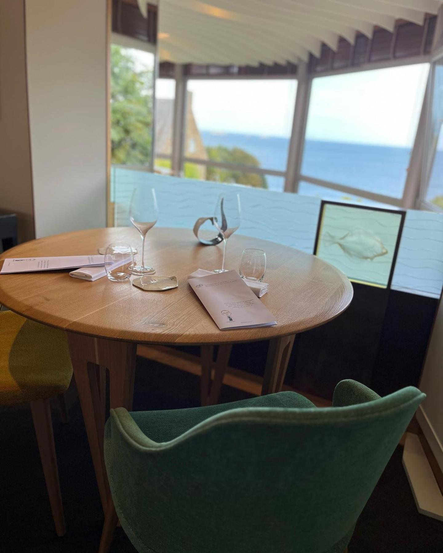 Logis Hotel De Carantec Eksteriør bilde