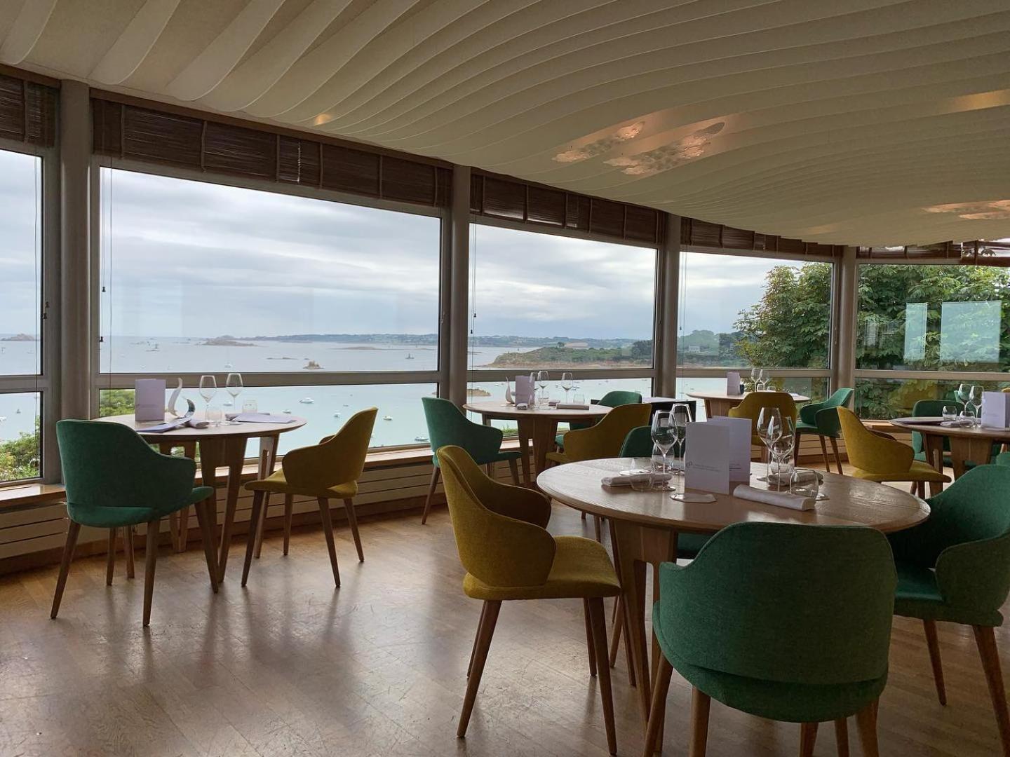 Logis Hotel De Carantec Eksteriør bilde