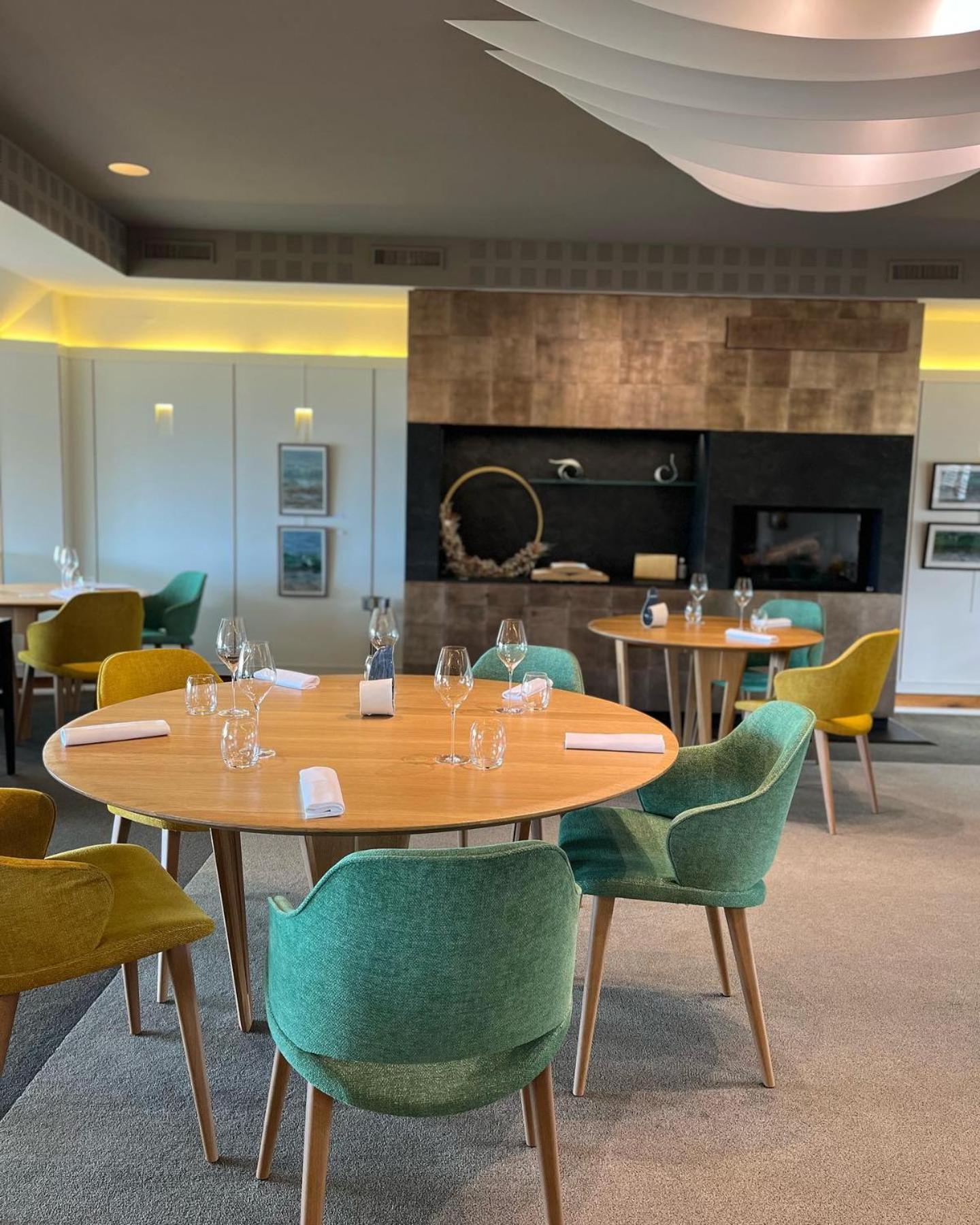 Logis Hotel De Carantec Eksteriør bilde