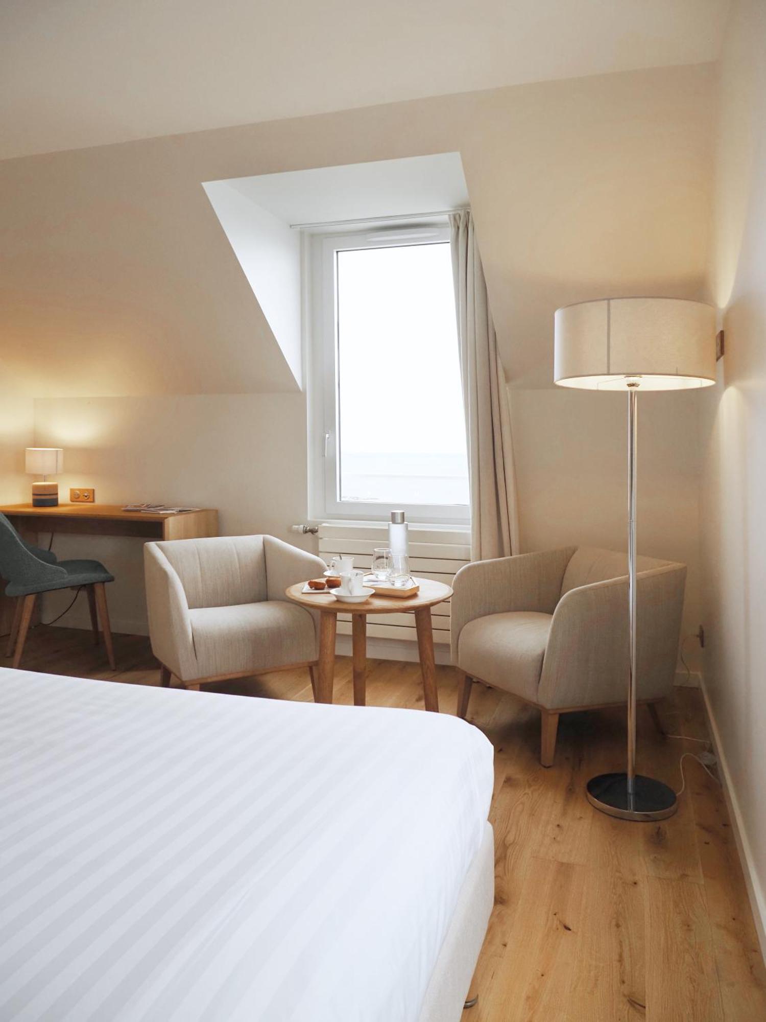 Logis Hotel De Carantec Eksteriør bilde